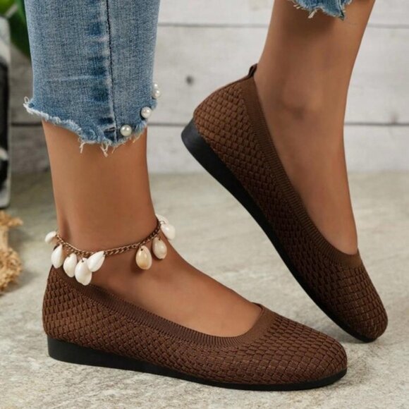 SHEIN Brown Textured Flats - Picture 7 of 8